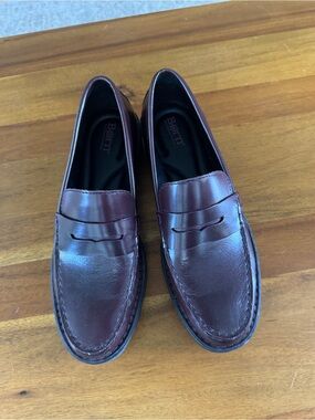 Born Carrera Loafers